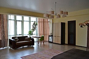 Green Hotel