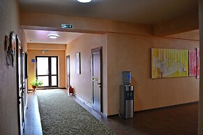 Green Hotel