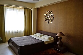 Green Hotel