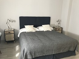 Dimora 16 Rooms & Garden