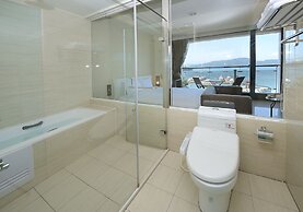 Hu Yue Lakeview Hotel