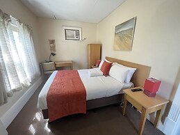 Princes Lodge Motel