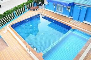 Blue House Beach