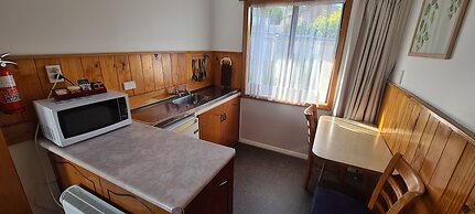 Forest Peak Motel