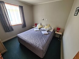 Forest Peak Motel