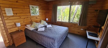 Forest Peak Motel