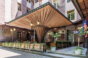 Central Hotel Yerevan