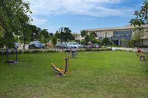 Landmark Pallavaa Beach Resort