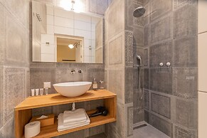 Ex Libris boutique hotel