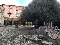 Albergo Diffuso Omu Axiu