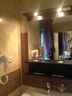 Aerograd Hotel