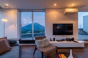 Kira Kira Suites by H2 Life