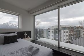 Kira Kira Suites by H2 Life