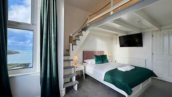 Reef Lodge