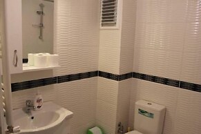 Class Suit Residence