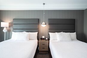 Sandman Signature Calgary Airport Hotel