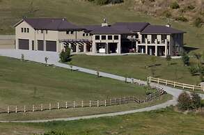 Gibbston House