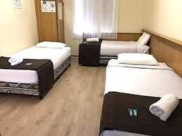 Angel's Rest Motel