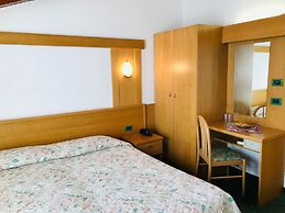 Hotel Santoni