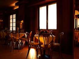 Hotel Karol
