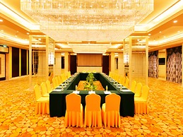 Baohua Harbour View Hotel