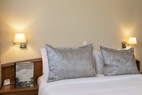 Xenios Dias Boutique Hotel