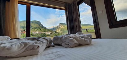 Xenios Dias Boutique Hotel