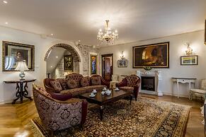 Villa Nepos Hotel