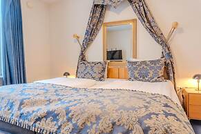 Palads Hotel