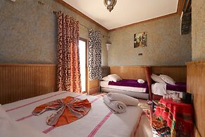 Toubkal Garden Hotel