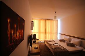 Rainbow Suite