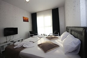 Rainbow Suite
