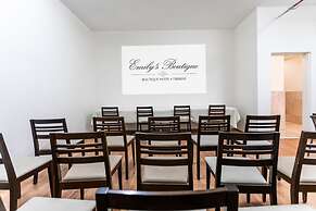Emily`s Hotel