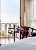 Aviv Holiday Flat