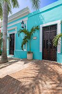 Casa Dos Lirios Boutique B&B