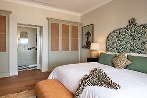 La Fontaine Guest House