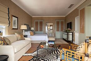 La Fontaine Guest House