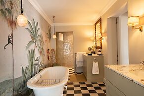 La Fontaine Guest House