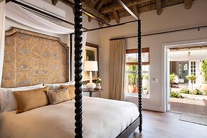 La Fontaine Guest House