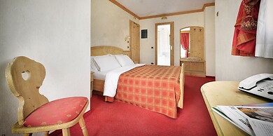 Hotel Cristallo