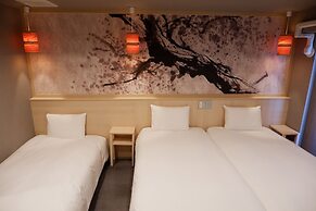 Sakura Sky Hotel
