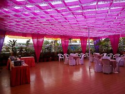 Hotel Raviraj