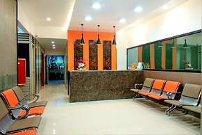 Hotel Raviraj