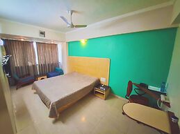 Hotel Raviraj