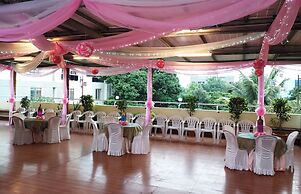 Hotel Raviraj