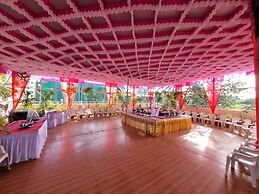 Hotel Raviraj