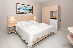 Talos Hotel Apartments