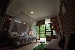 Ayubo Ella - Bed & Breakfast