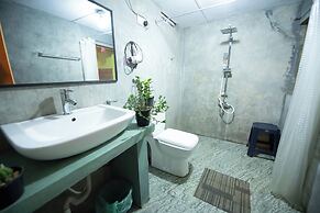 Ayubo Ella - Bed & Breakfast