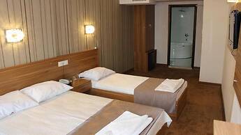 Grand Laleli Hotel